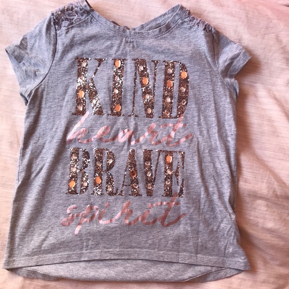 This is a justice tshirt - Picture 1 of 1